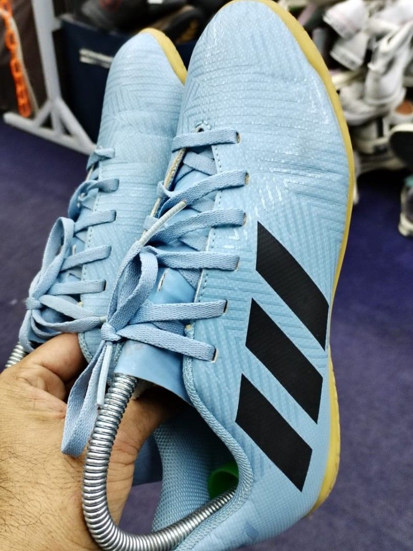 Adidas nemeziz messi futsal online