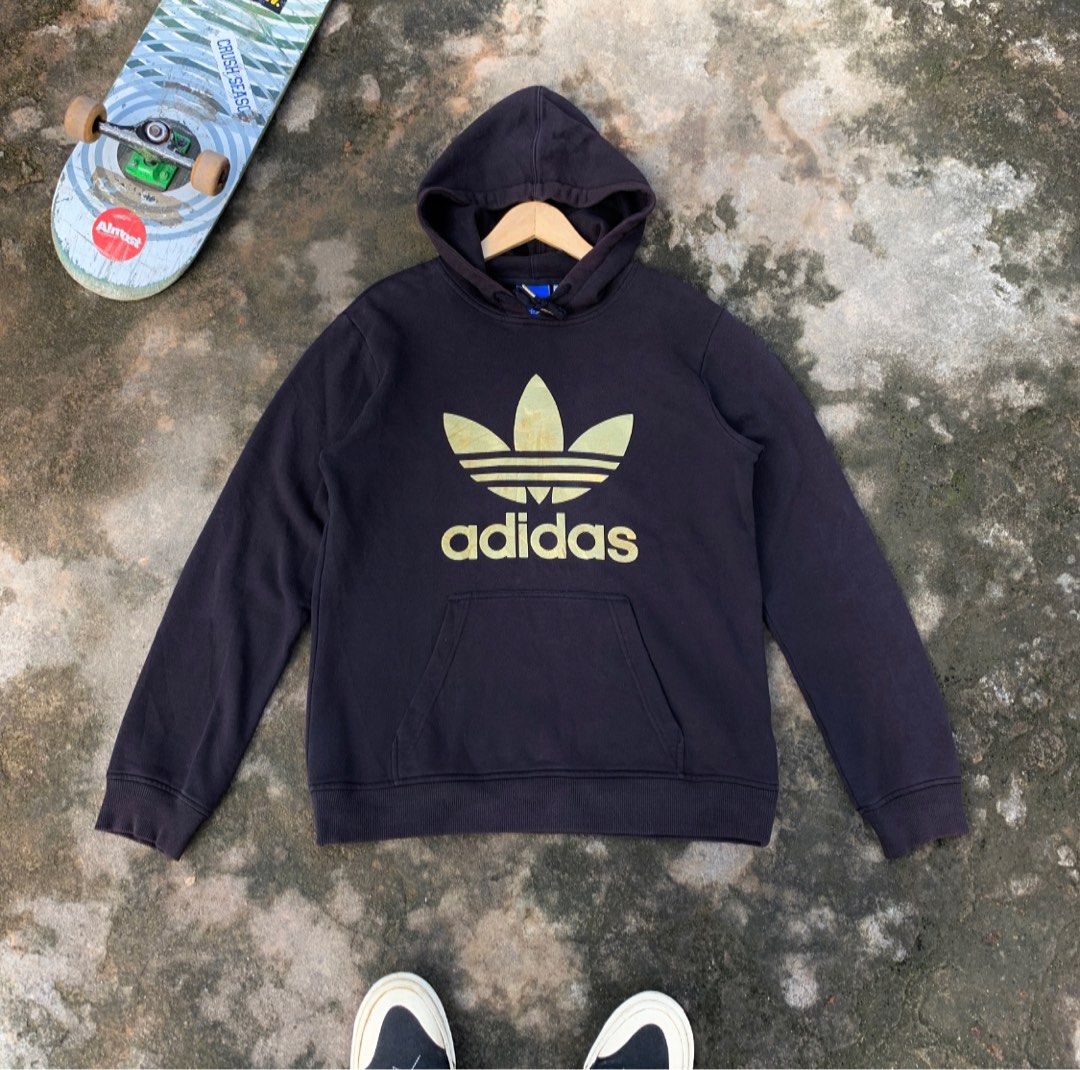 Trefoil hoodie black top metallic gold