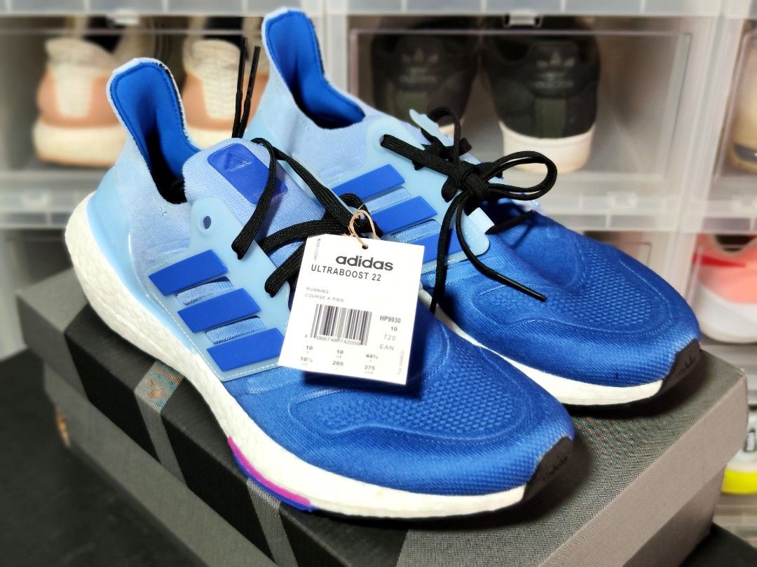 Ultra boost hotsell blue gradient