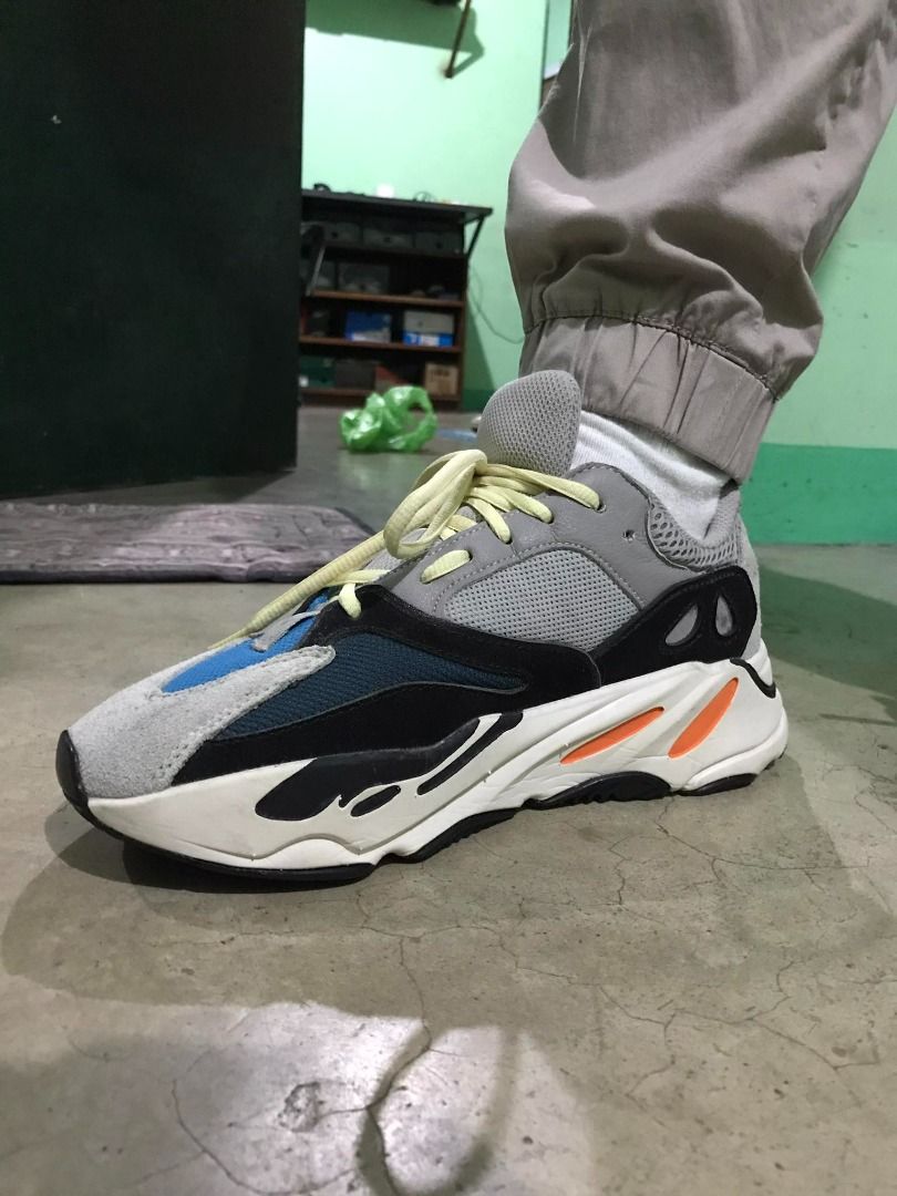 Adidas yeezy wave runner 700 solid grey on feet new arrivals