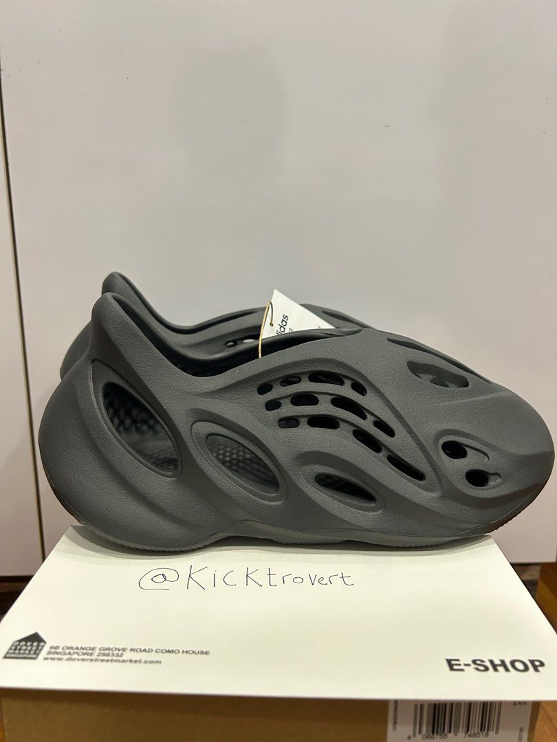 Adidas yeezy on sale foam runner