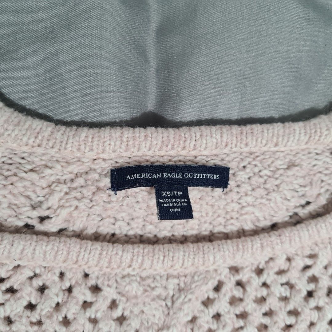 American Eagle Thick Pink Pullover (Category: Longsleeves) located in Cainta. Submitted by declutter_mkondostyle (Listing ID 1267863655, Image 3). Description: Color: Light Pink Size: XS on tag (may fit to Medium) No issues (for me). No pin holes or stains. ♦️It has been brought to my attention that I sold a knitted chunky pullover that has lints, so buy at your own risk coz strictly no return, no exchange and no refund. I thought knitted items w