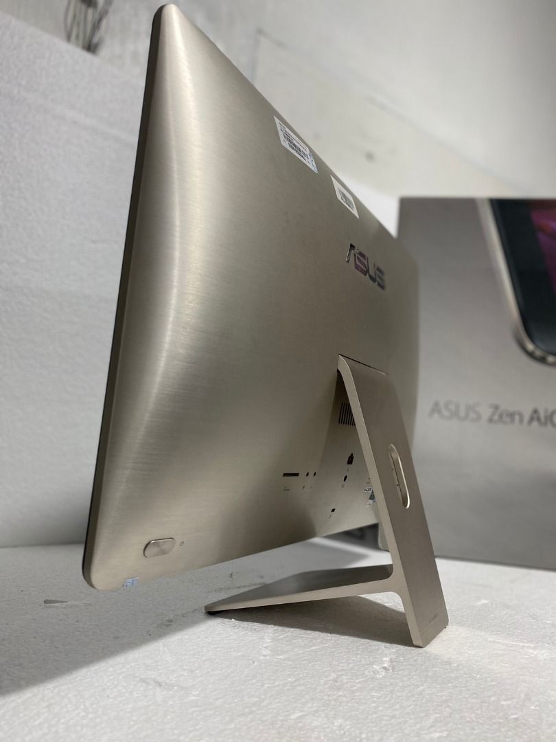 Asus Zen Pro Z220IC Model - ALL IN ONE PC / i5 6th Gen I 8gb RAM I