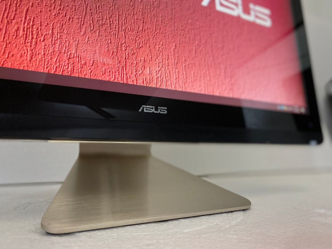 Asus Zen Pro Z220IC Model - ALL IN ONE PC / i5 6th Gen I 8gb RAM I