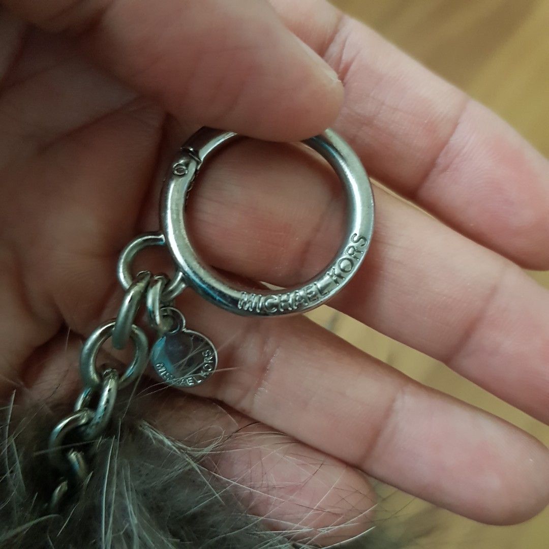 Auth MICHAEL KORS Fox Fur Pompom Key Chain Bag Charm