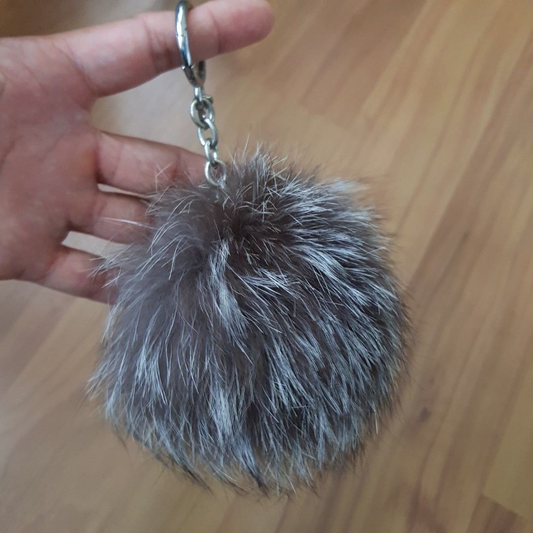 Auth MICHAEL KORS Fox Fur Pompom Key Chain Bag Charm