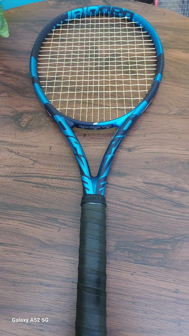 Babolat Pure Drive Tour 2021, 運動產品, 運動與體育, 運動與體育