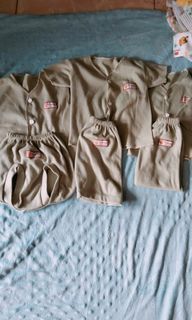 (Kategori: ) berada di . Dikirim oleh prelloved_stuff (ID iklan 1267784003, Gambar 1). Deskripsi: .