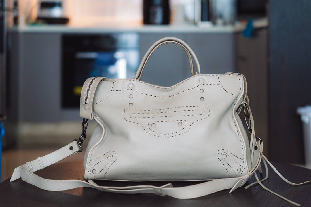Balenciaga blackout bag store