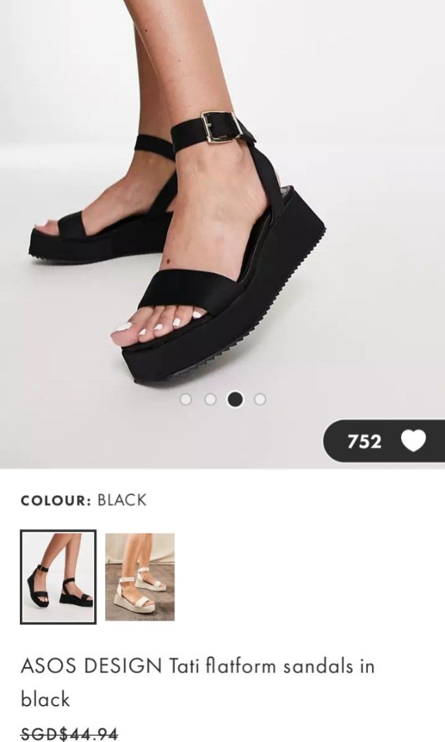 BLACK SANDALS SIZE 10
