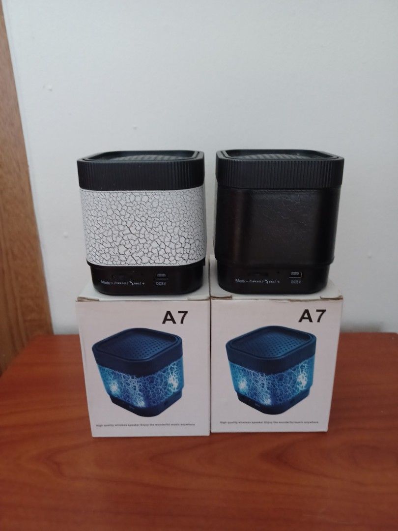 10 hotsell bluetooth speaker