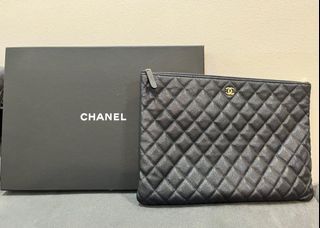 Rare Chanel 2017 LED 2.0 Oversized XL Clutch Bag Silver