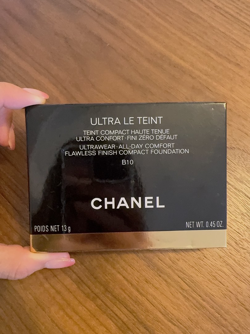 Chanel Foundation Chanel Ultra la teint compact B10, 美容＆個人護理, 健康及美容- 皮膚護理,  化妝品- Carousell