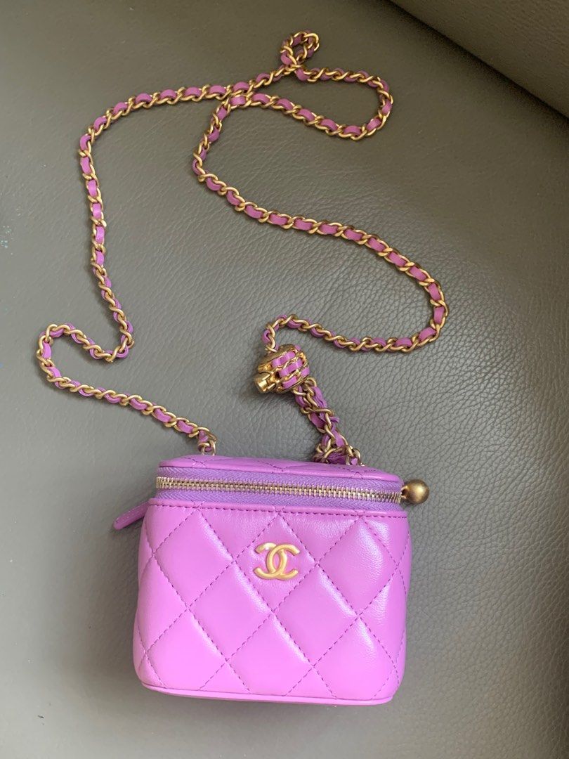 Chanel trendy CC vanity leather handbag, 名牌, 手袋及銀包- Carousell