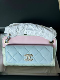 Chanel Camera Mini Quilted Vintage Rare Beige Nude Patent Cross