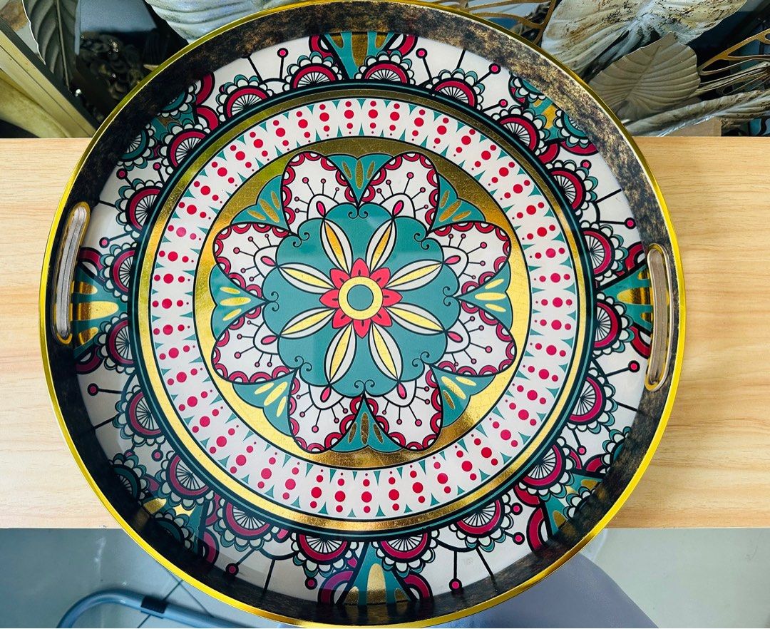 Circle home decorative tray table accents (Category: Other Home Decor) located in Mandaluyong City. Submitted by splashfashion.ph (Listing ID 1267822430, Image 1). Description: Large - 42x42x4cm -1,450 Medium-36x36x4cm -799 Material: plastic frame, glass on surface On hand ready to ship.