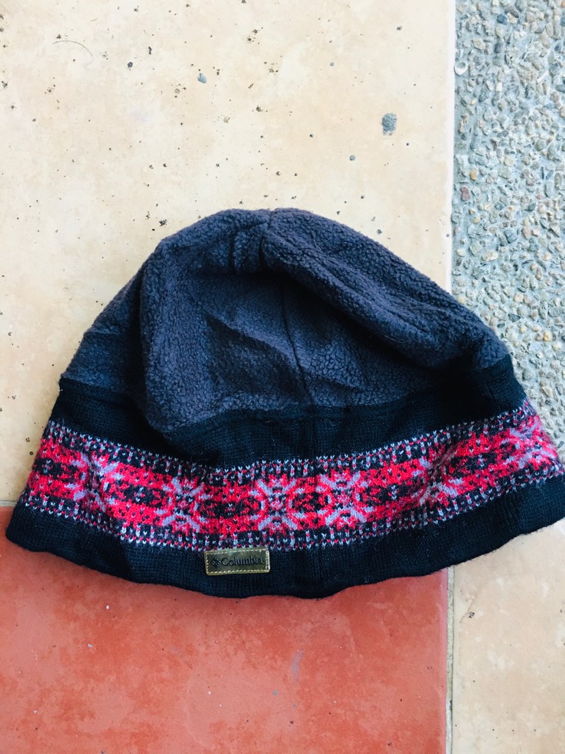 Columbia beanie, Women's Fashion, Watches & Accessories, Hats & Beanies ...