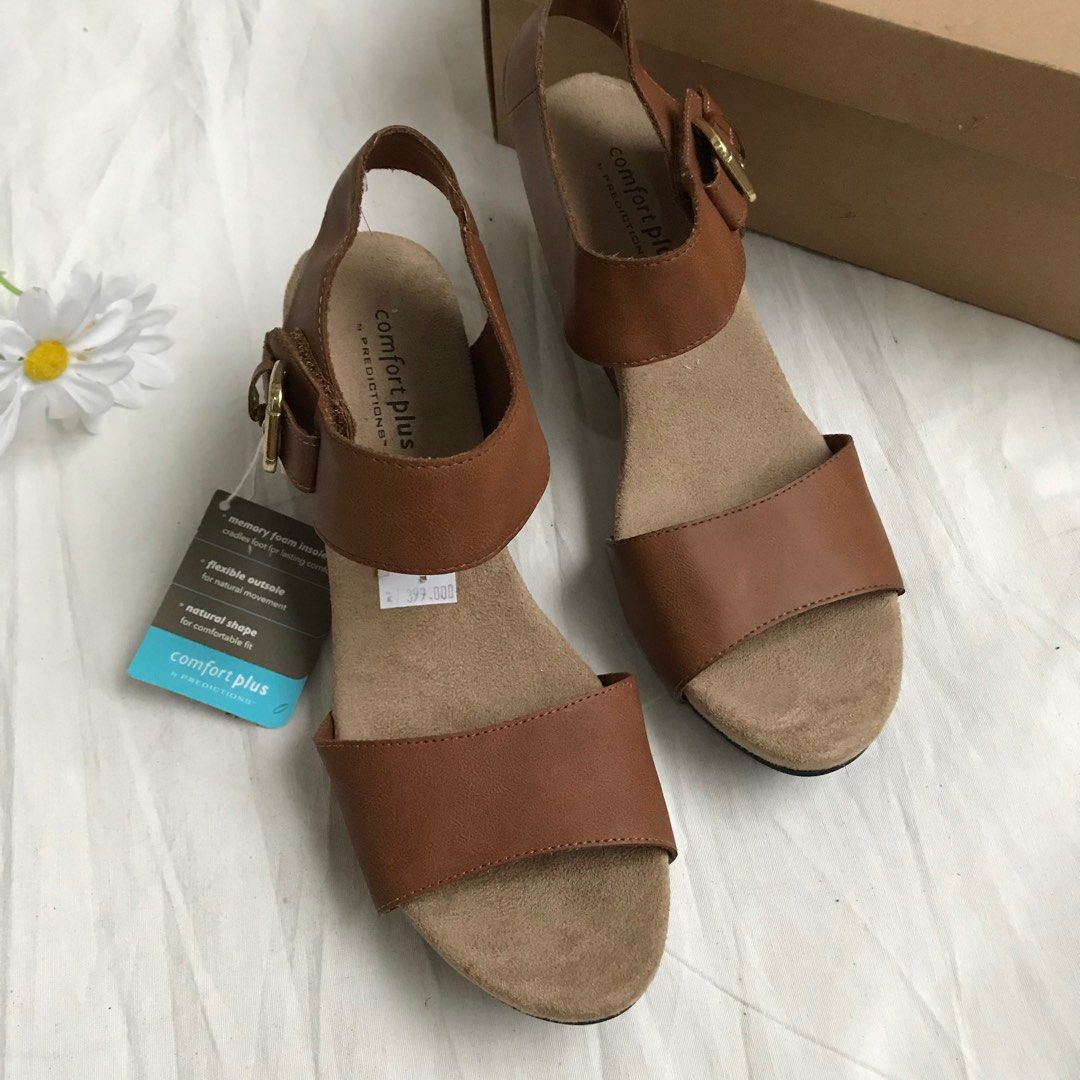 Velma on sale wedge sandal
