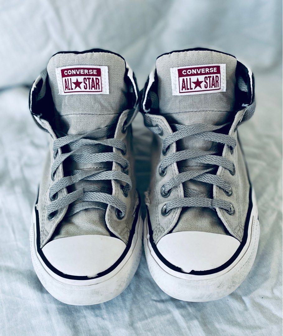 Gray slip on converse on sale