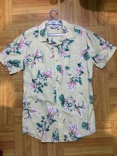 (Category: ) located in . Submitted by a-squaredapparel (Listing ID 1267908407, Image 1). Description: .