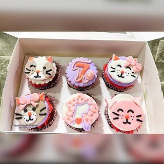 Fondant Cupcakes