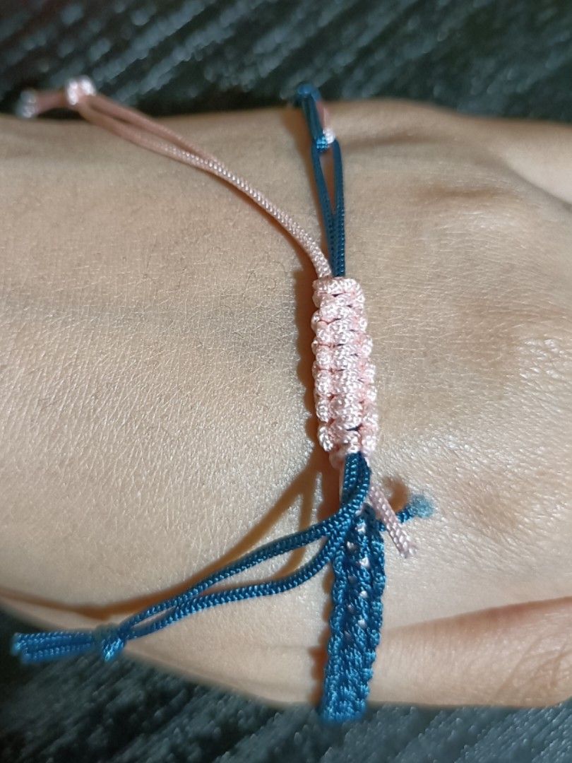 Daisy friendship bracelet outlet