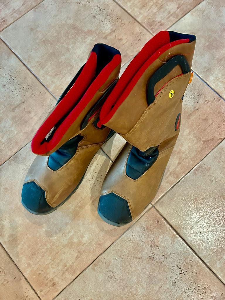 Description Red Wing 3214 Men s Petrokinh XT 11 Inch Pull Up