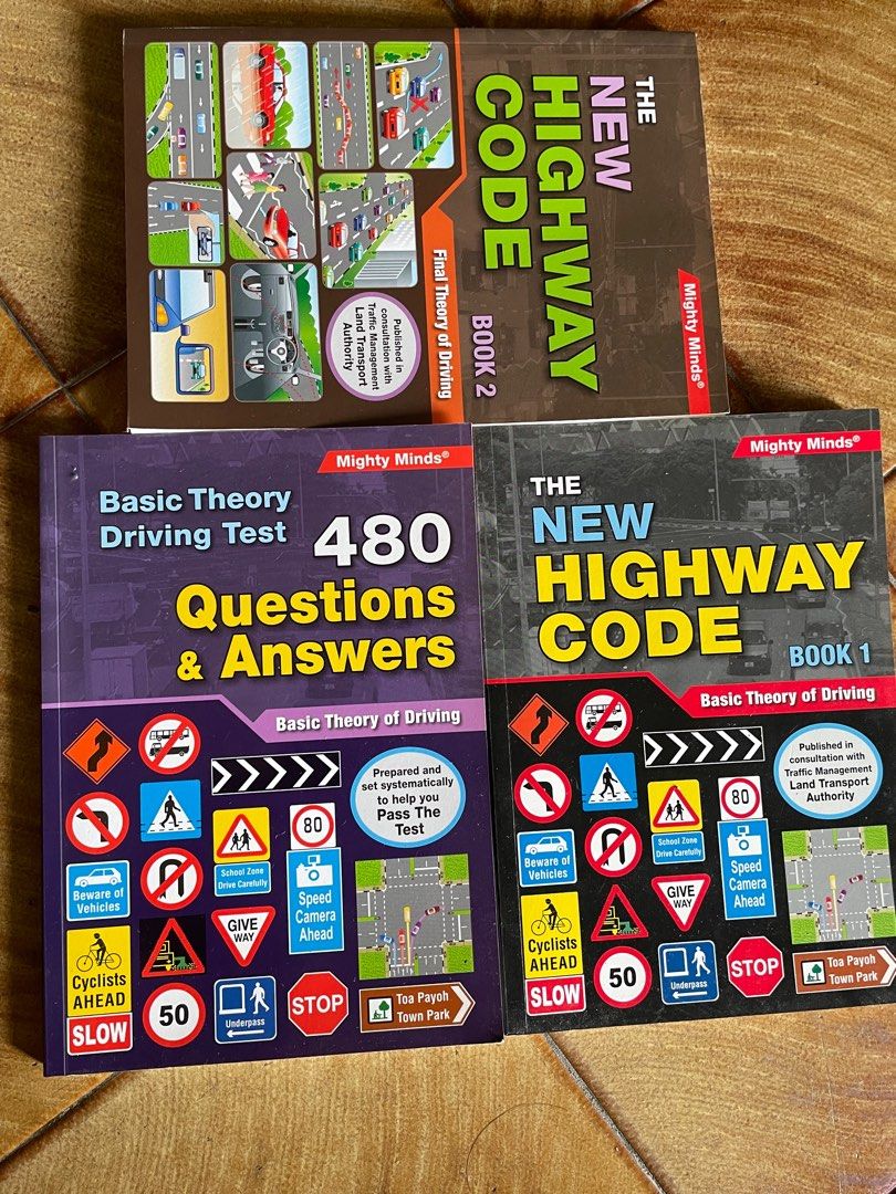 Driving basic theory test book, Hobbies & Toys, Books & Magazines