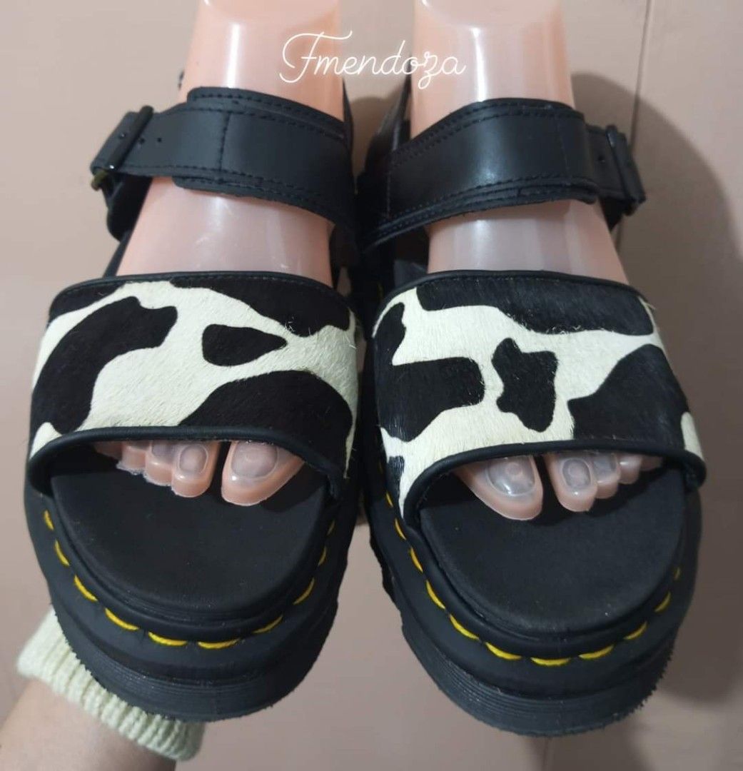 Dr marten voss hotsell animal print sandals