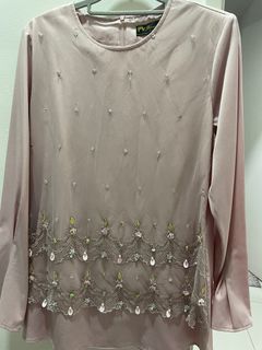 (Category: ) located in . Submitted by preloved_83 (Listing ID 1267748029, Image 1). Description: .