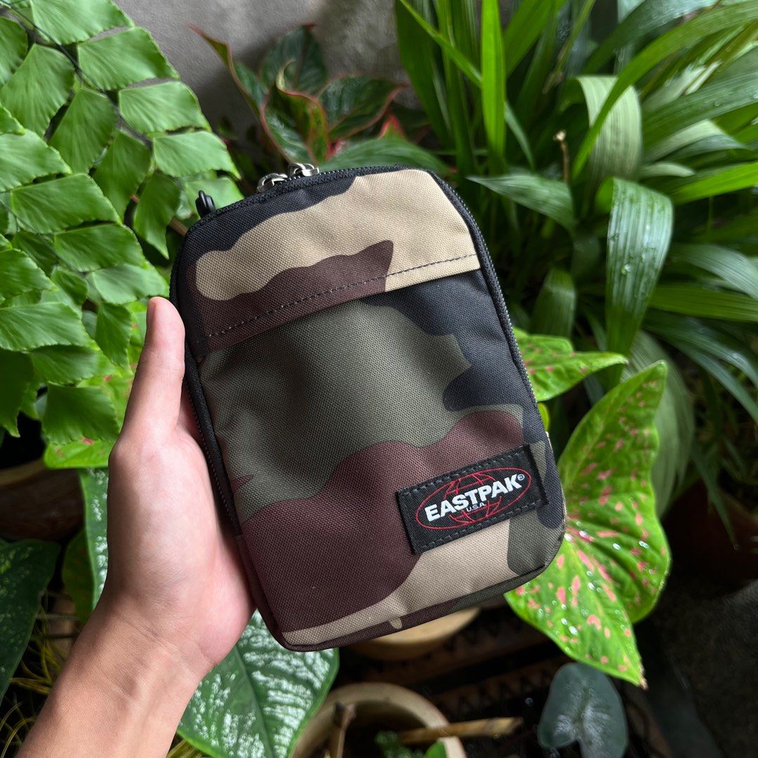 Eastpak Buddy Shoulder Bag Camo