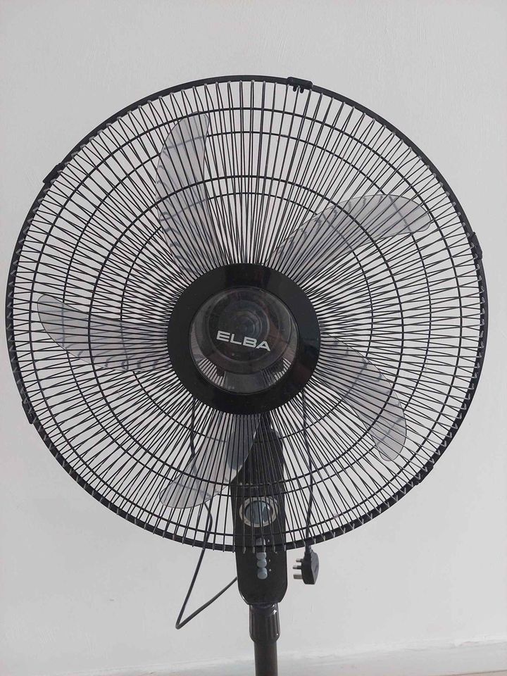 ELBA Industrial Stand Fan 18