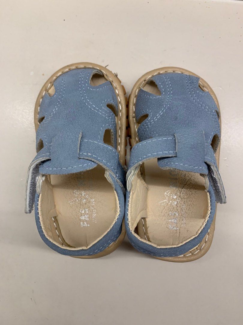Walking sandals sales for babies