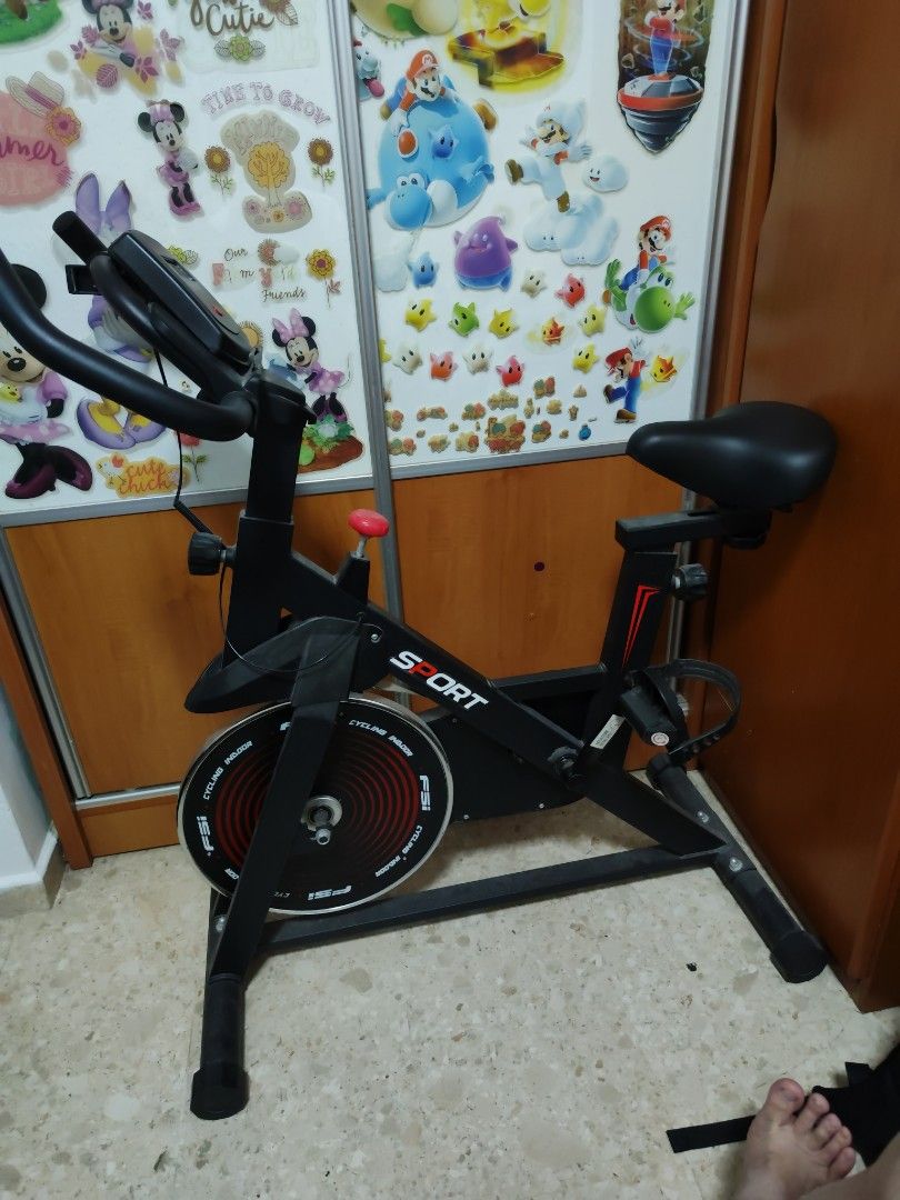 Exercise Bike /stationery bike, Sports Equipment, Exercise & Fitness