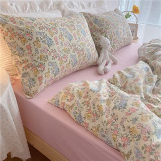 KurstenShop 4ni1 besheet Premium Quality US Cotton LV design new style high  quality 2 pcs pillow case 1pcs fitted 1pcs Bedsheet