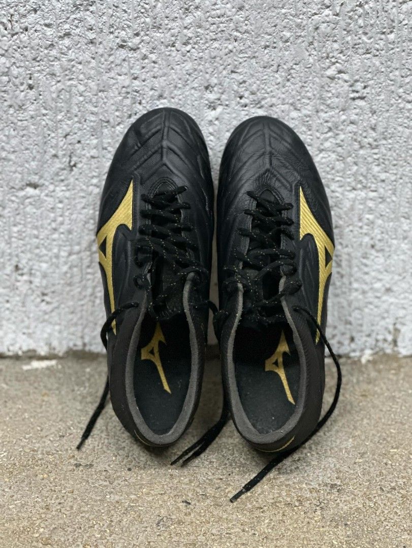 FOOTBALL SHOES Football Futebol REBULA 2V1 Mizuno Men s Fashion