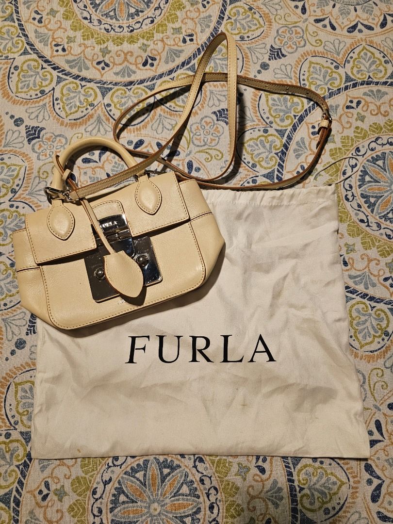 Furla mantra bag clearance