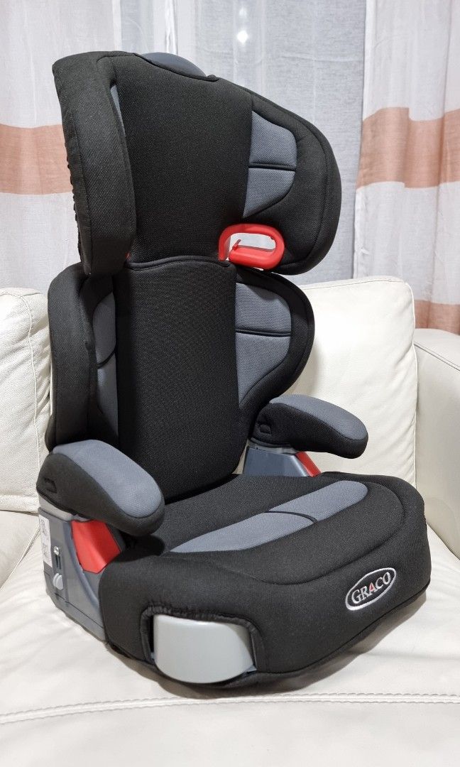 Graco ECE R44/04 Universal Car Seat, Babies & Kids, Going Out, Car ...