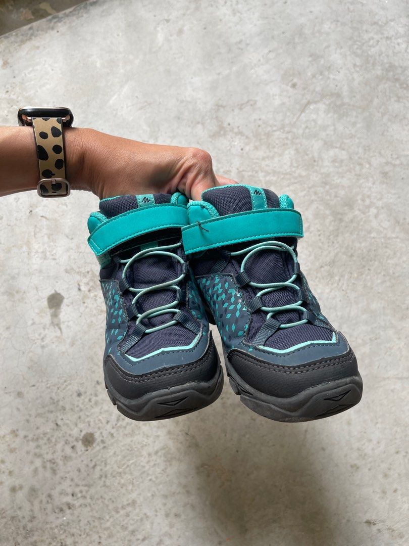 Great condition Decathlon kids waterproof hiking boots Babies