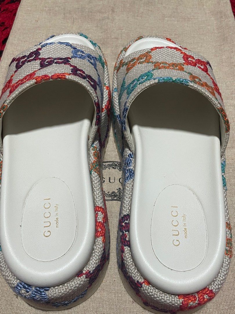 Size 3 gucci slides hotsell