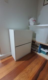 Ikea BISSA
Shoe cabinet with 2 compartments, white