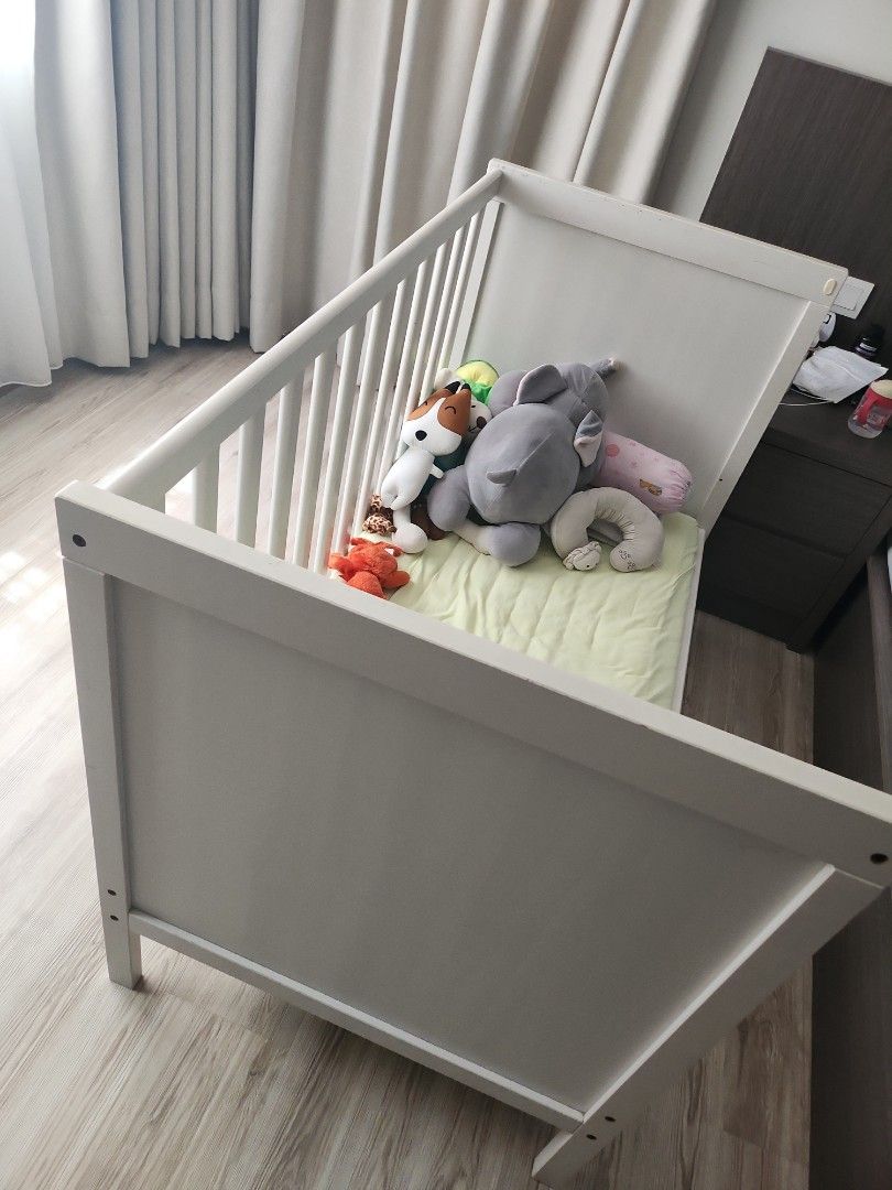 Sundvik baby 2025 cot