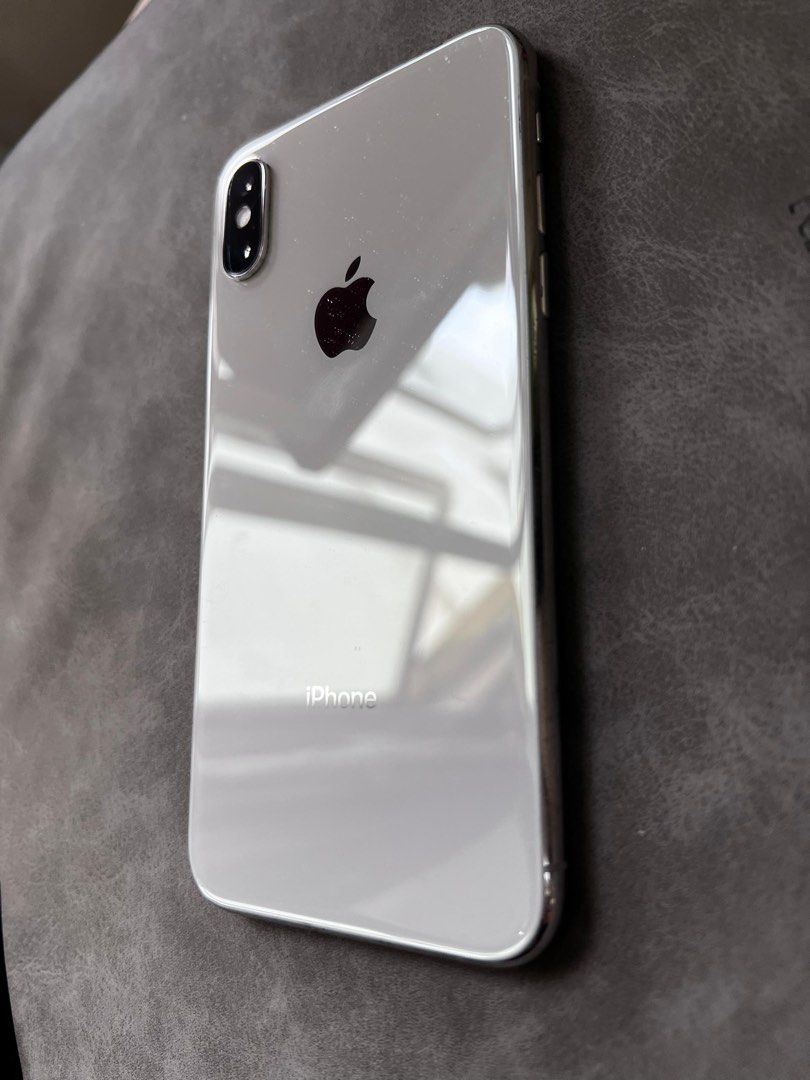 iPhone XS Silver 64GB, Mobile Phones & Gadgets, Mobile Phones