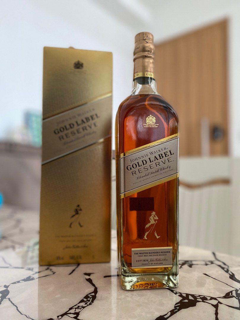 Johnnie Walker Gold Label Reserve, Food & Drinks, Alcoholic Beverages ...