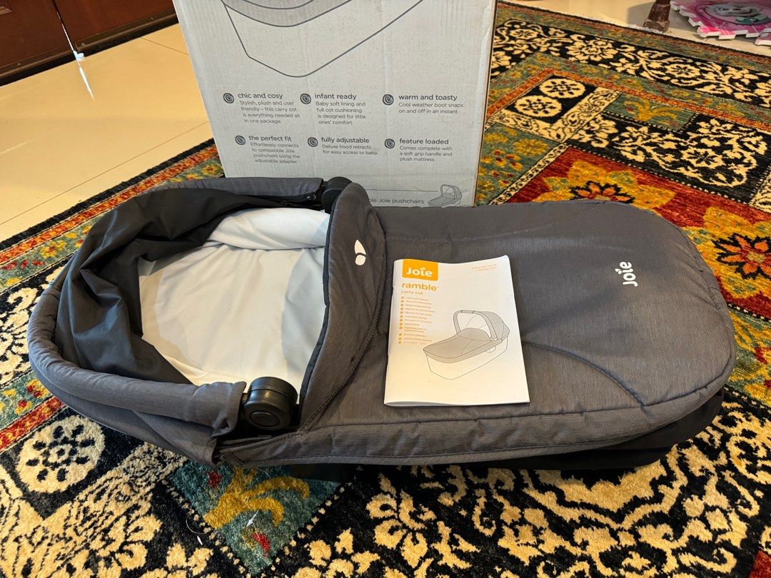 Joie Ramble Carry Cot + Adapter, Babies & Kids, Going Out, Carriers