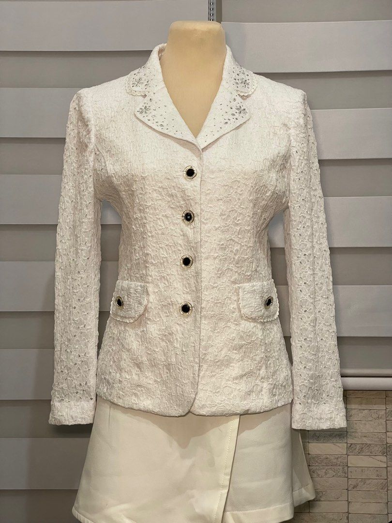 Korean Laced Longsleeves (Category: Longsleeves) located in Pasig City. Submitted by chellim (Listing ID 1267815025, Image 1). Description: Korean Laced Top Dainty, elegant and stylish Can be an office outfit or in any events.