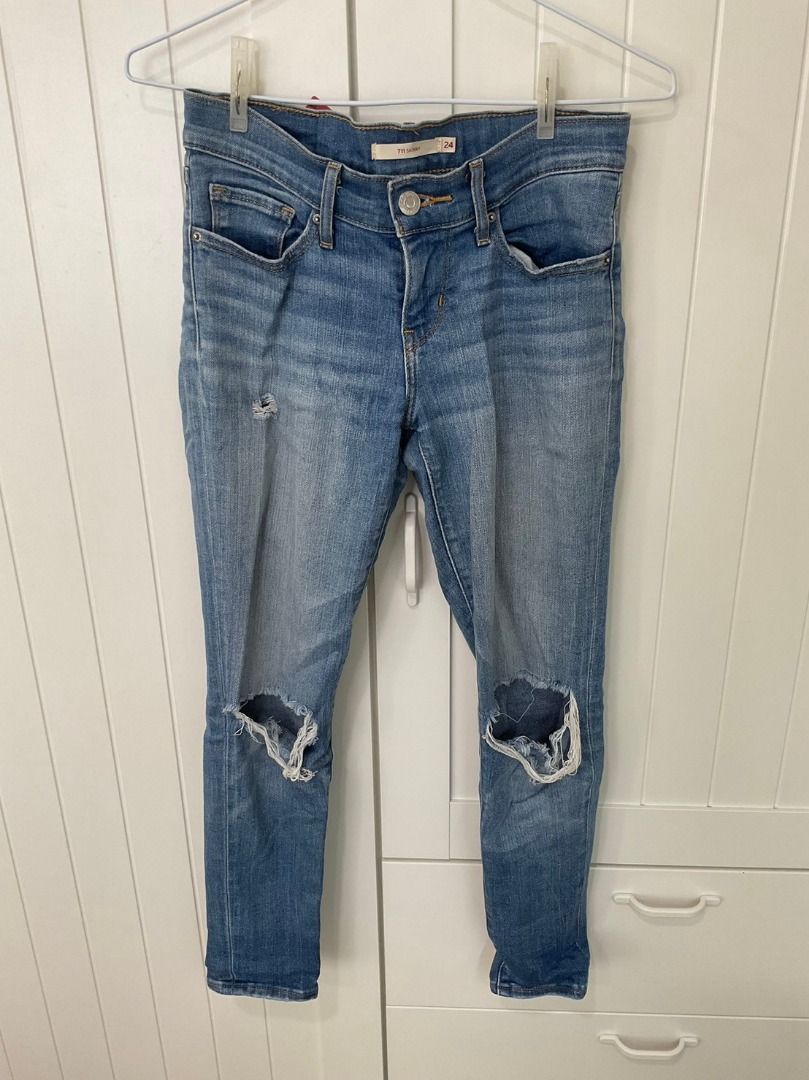 Levis 711 sales
