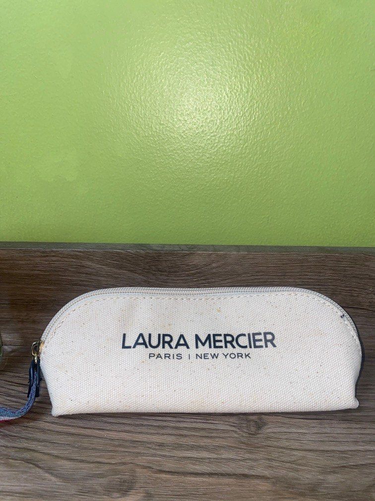 LM Pouch (Category: Face Care) located in Quezon City. Submitted by unclutter_ (Listing ID 1267846802, Image 1). Description: 4 pcs available .