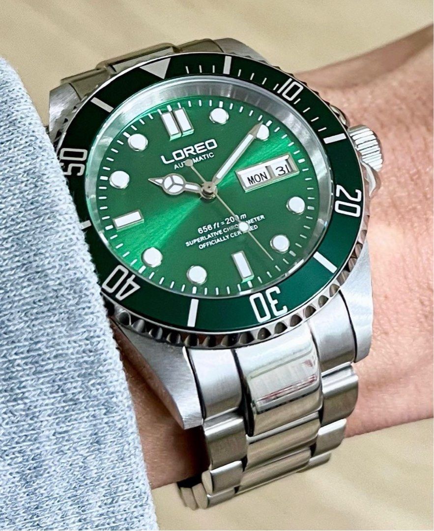 Loreo hotsell submariner movement