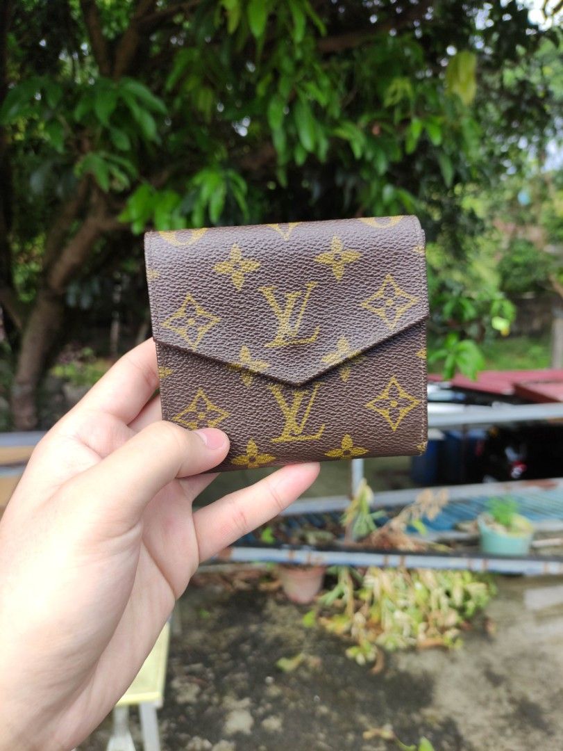 Louis Vuitton, Bags, Louis Vuitton Vintage Mens Wallet Portefeuille Elise  M63482 Black Epi Leather